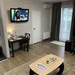 цісар 3*