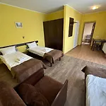цісар 3*