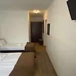 цісар Отель