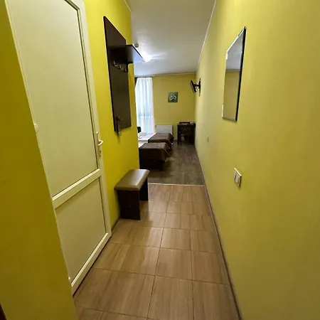 цісар מלון לבוב