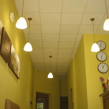 цісар Hotell