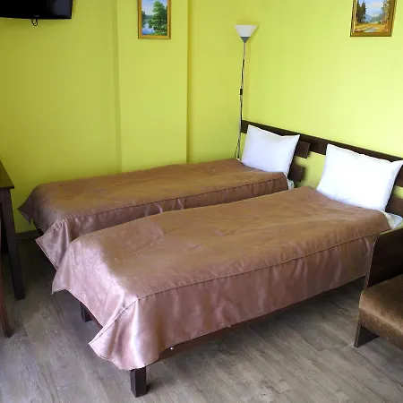 цісар Hotell Lviv
