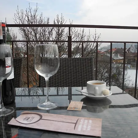 цісар 酒店 3*
