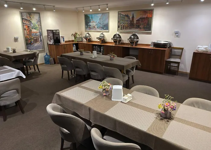 ホテル цісар 3*