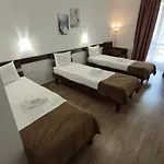 цісар Szálloda Lviv