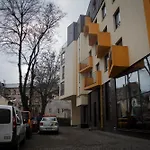 цісар 3*